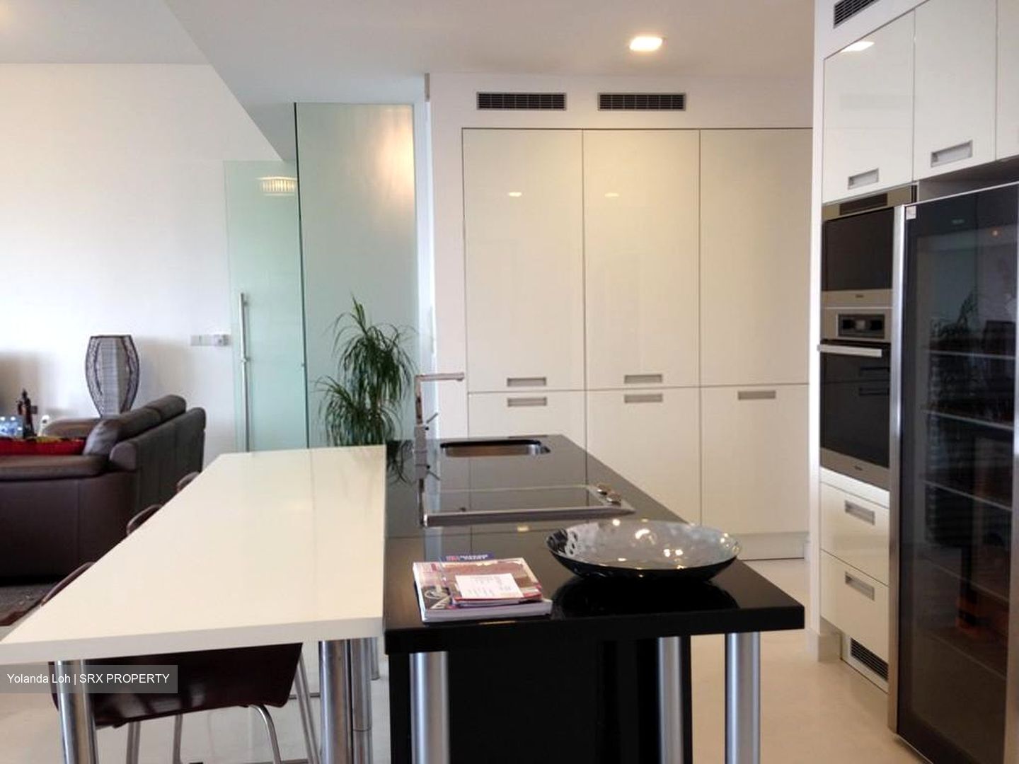 St. Thomas Suites (D9), Condominium #396681001